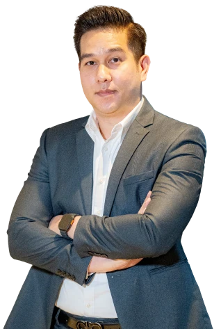 นายธนินนัทธ์ ศิระทรัพยไชย